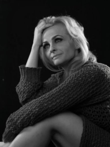 Małgorzata Olszewska - Miłość Ci wszystko wybaczy.. (piosenki Henryka Warsa)