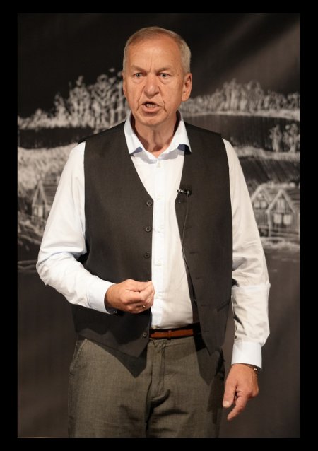 Godajom mi Helmut - Teatr Korez