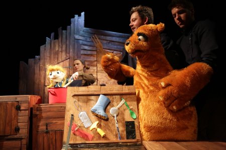 "Niedźwiedź i Masza, czyli gdzie moja kasza" - Teatr Tęcza